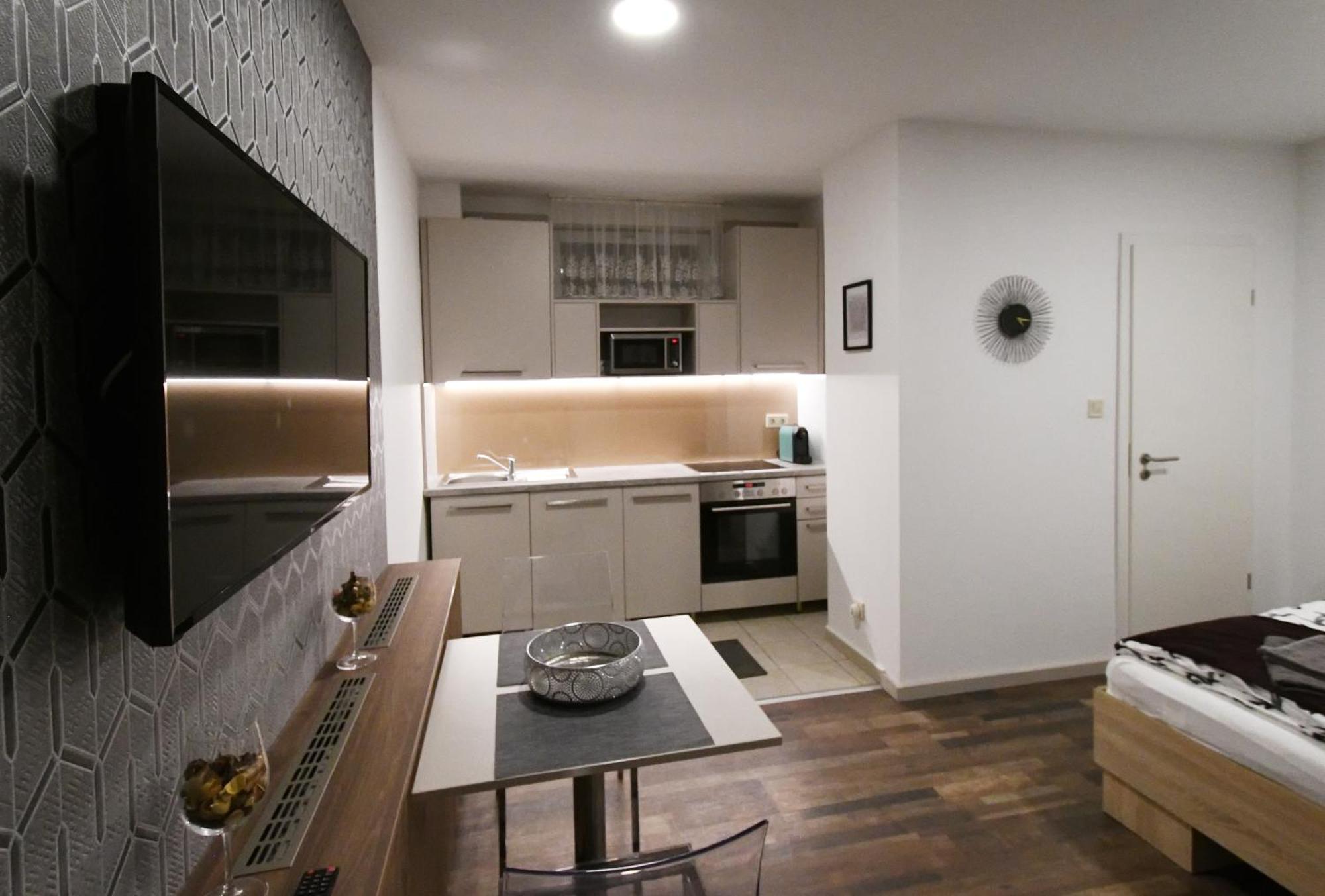 Nice Home Apartment 2 Abda Exterior photo