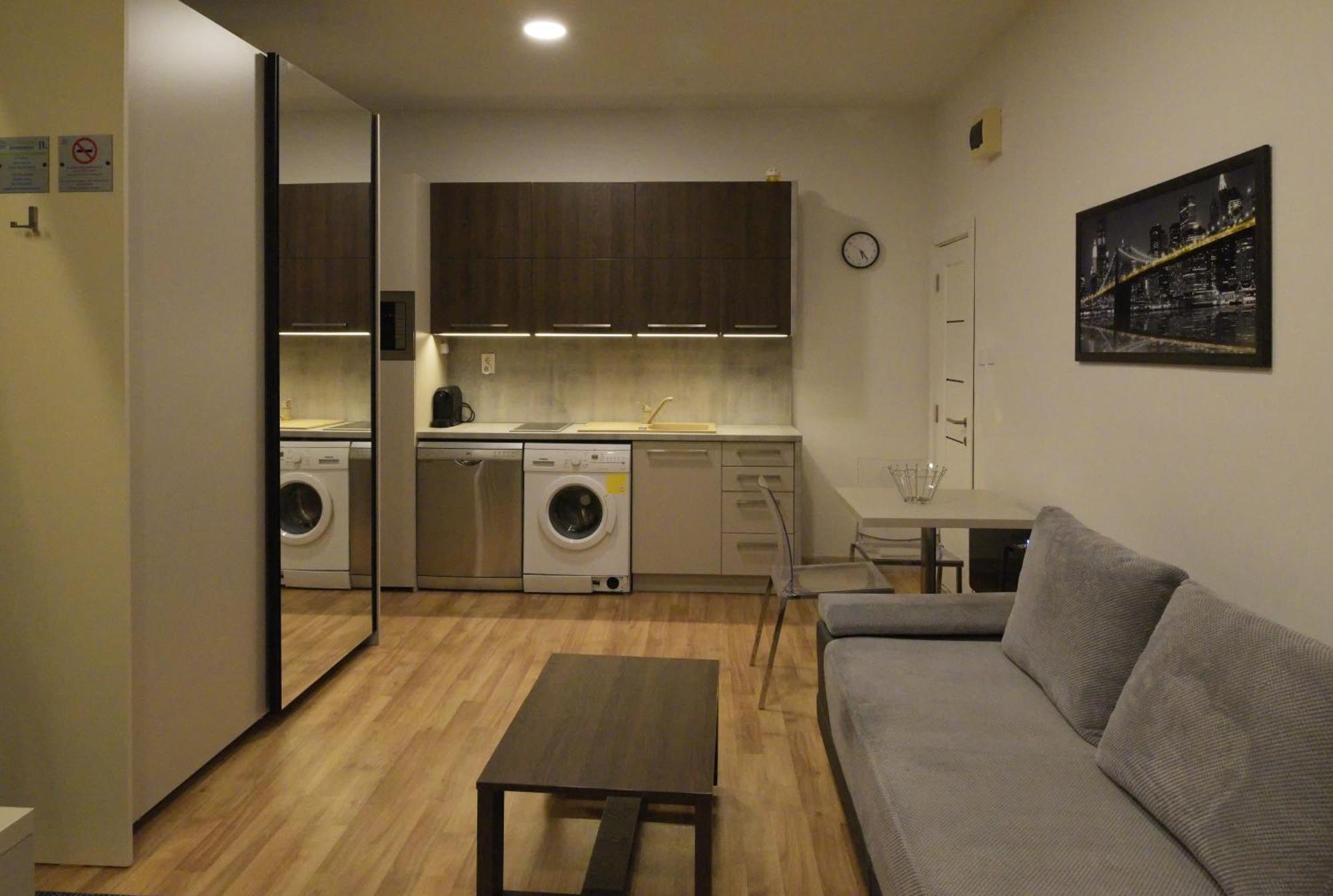 Nice Home Apartment 2 Abda Exterior photo